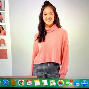 turtleneck crop sweater